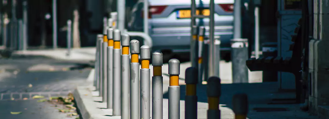 Safe and Convenient Retractable Barrier Column Systems for Properties in Lynn Haven, FL